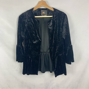 AMARYLLIS Black Velvet Ruffle Bell Sleeve Top Sz Sm Whimsigoth Witch Fairy Magic